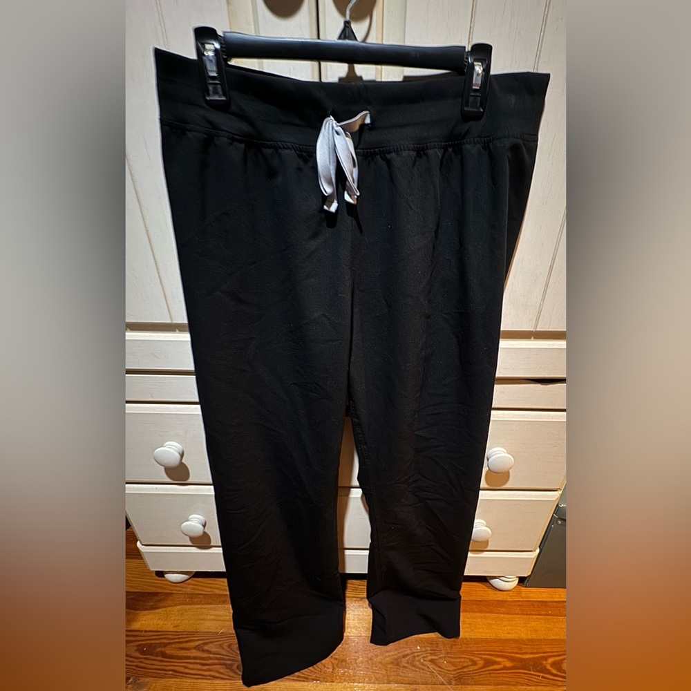 Black high waisted Livingston pants large